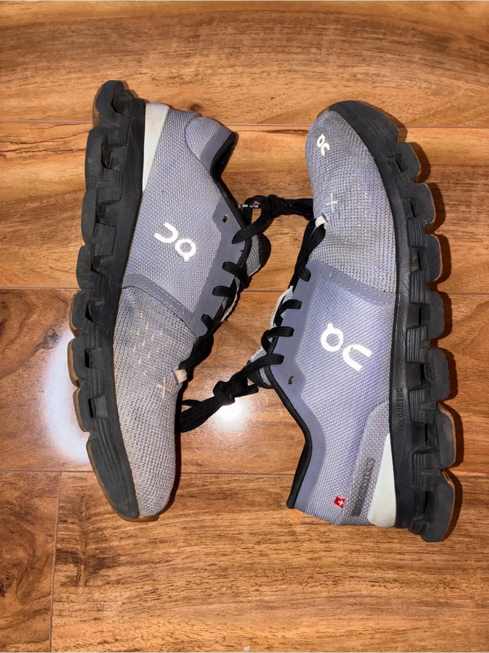 On Cloud X Women’s Athletic Training Sneaker Shoes, gray - size 7.5